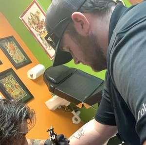 Meet your Posher, Kenneth